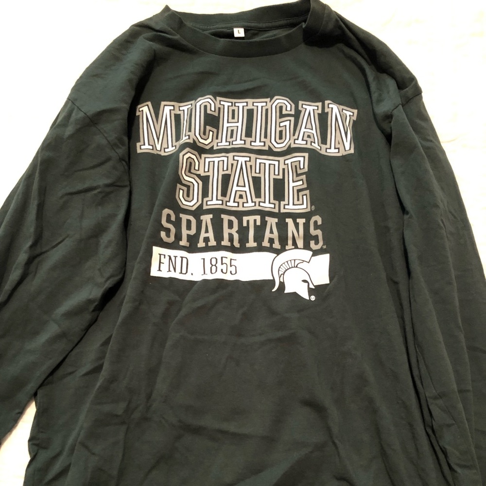 NWOT long sleeve Michigan State shirt